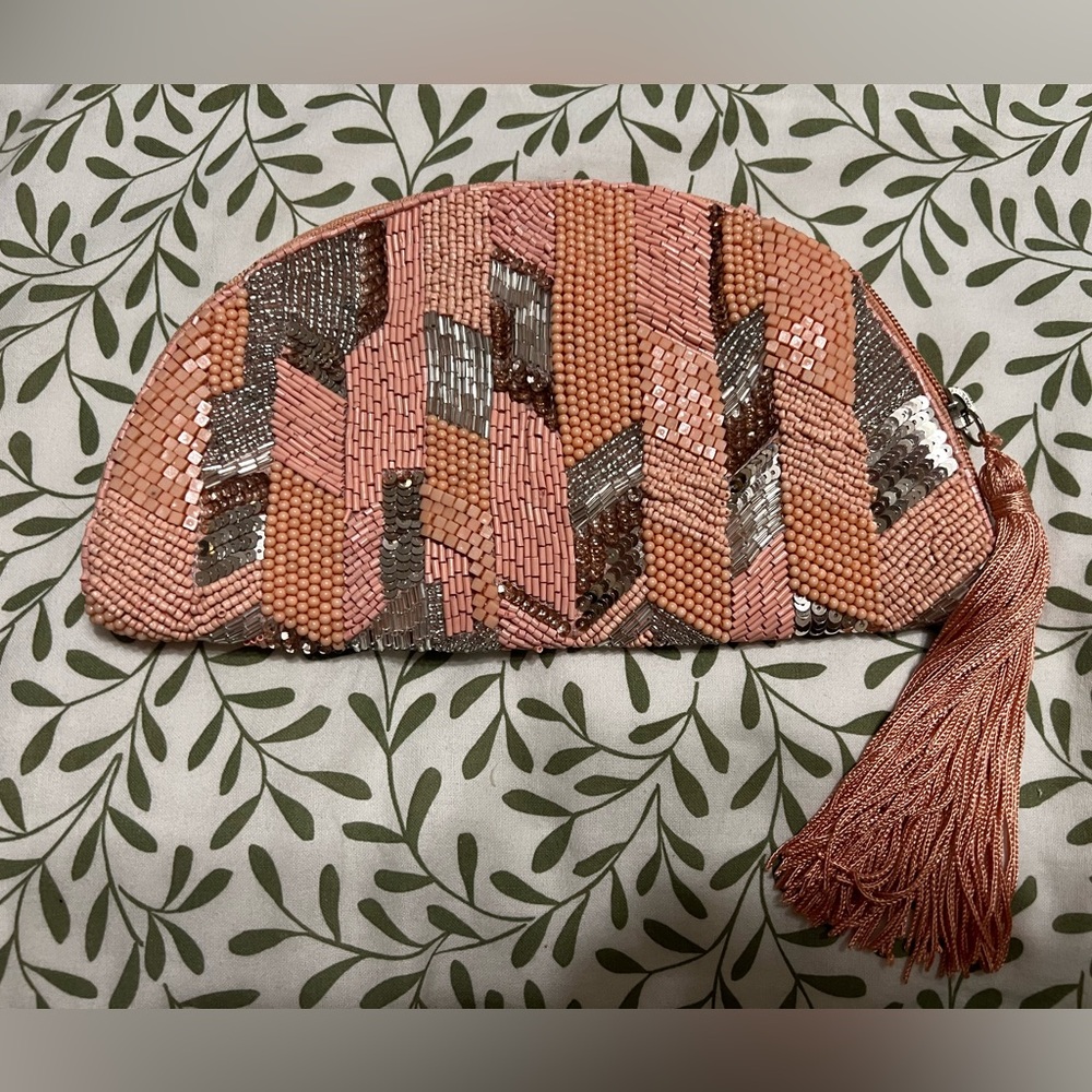 Antik Kraft Peach Beaded Clutch with Tassel